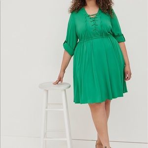 NEW Torrid Challis Shirt Dress Plus Size 2X Green Lace Up Happy NWT